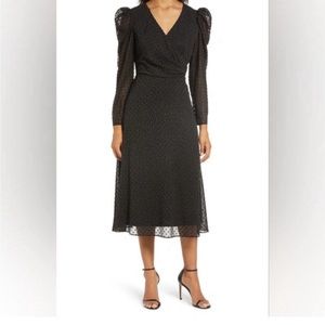 METALLIC CLIP DOT LONG SLEEVE MIDI DRESS IN BLACK GOLD